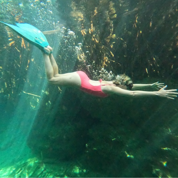 Meet your Posher, Katie - Picture 15 of 16